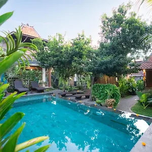 3* Guest house Arana Garden